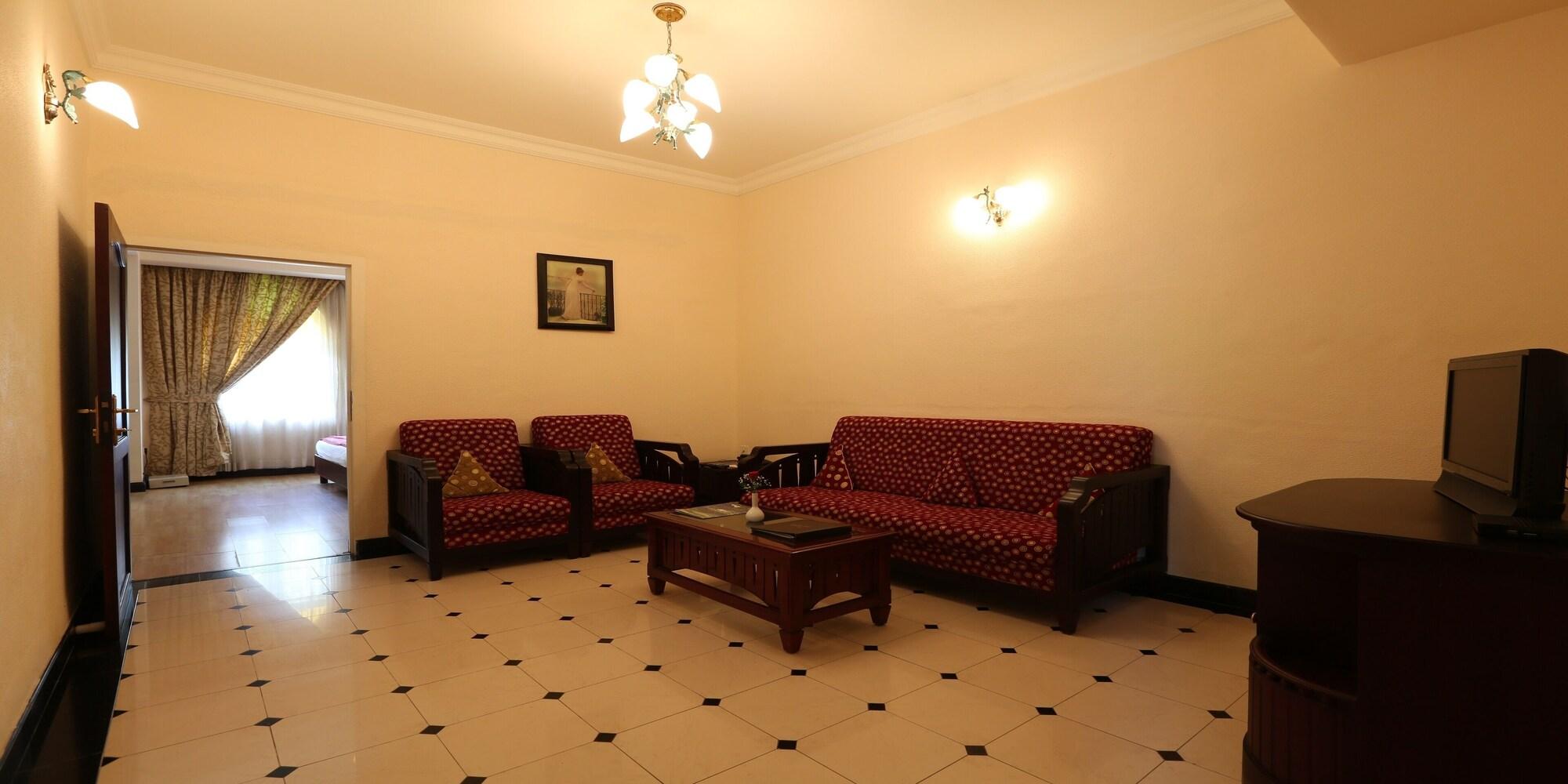 Fort Munnar Chinnakanal Luaran gambar